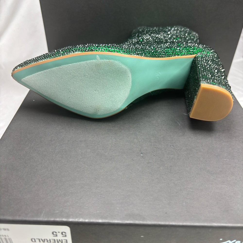NWB Betsey Johnson Cady Emerald Rhinestone Ankle Boots.‎ SIZE 5.5 - Picture 12 of 12
